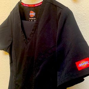 Womens xs Xtreme Stretch Scrubs dickies & heartsoul